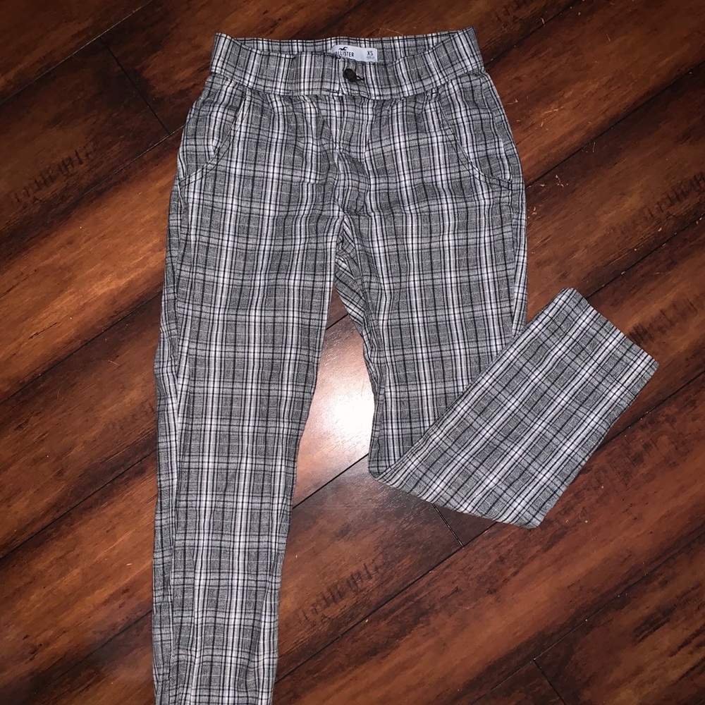 HOLLISTER SKINNY plaid pants